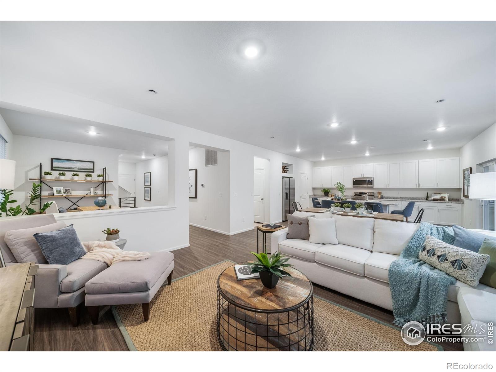 MLS Image #14 for 3876  sprucewood drive,johnstown, Colorado