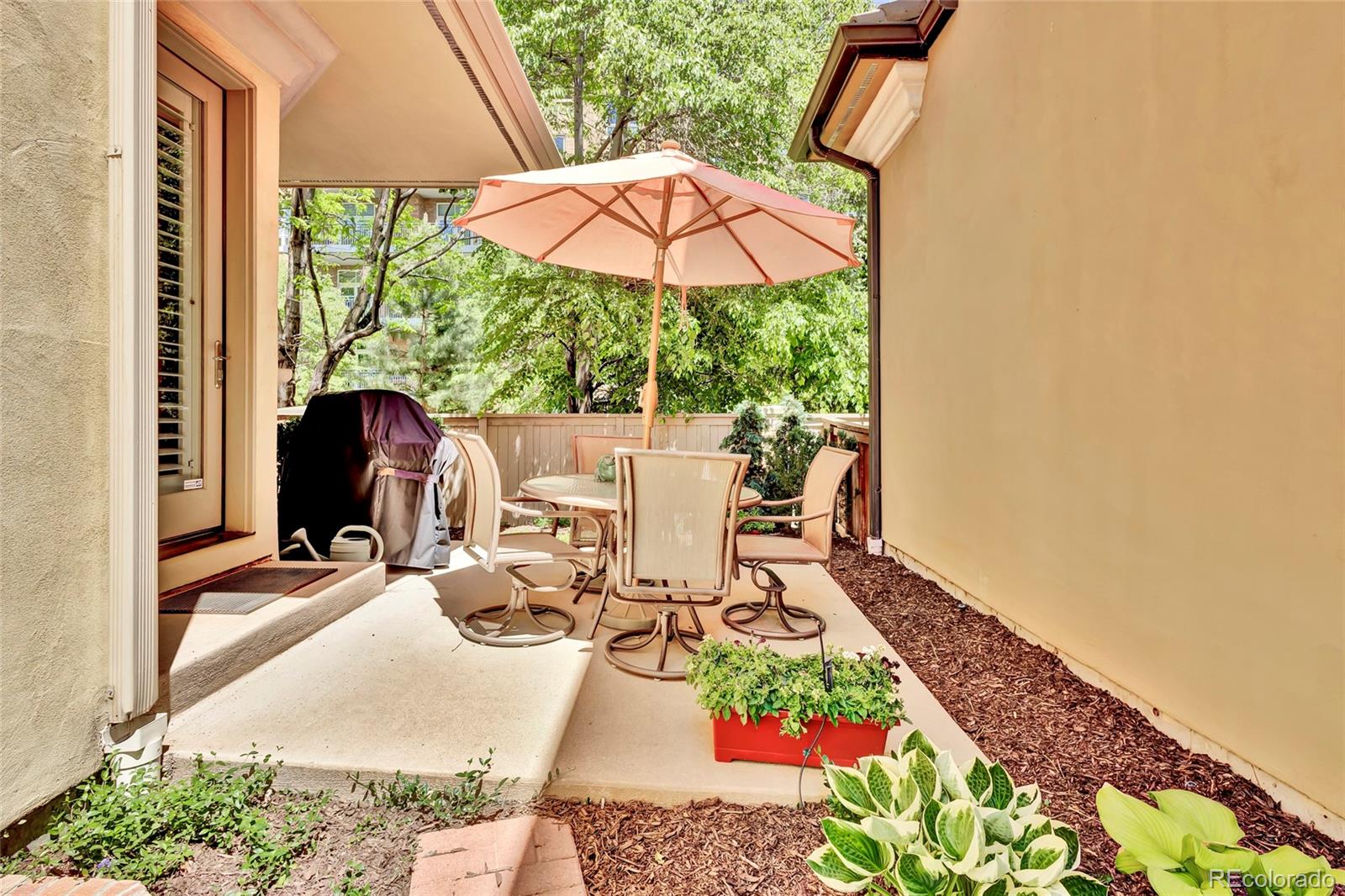 MLS Image #26 for 100 s university boulevard,denver, Colorado