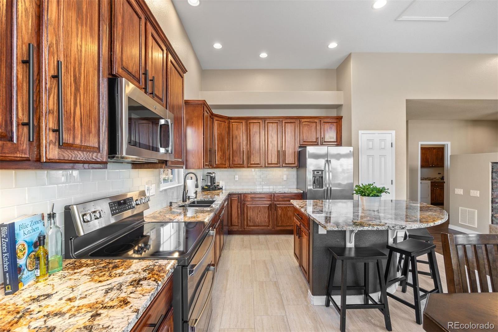 MLS Image #27 for 24547 e easter place,aurora, Colorado