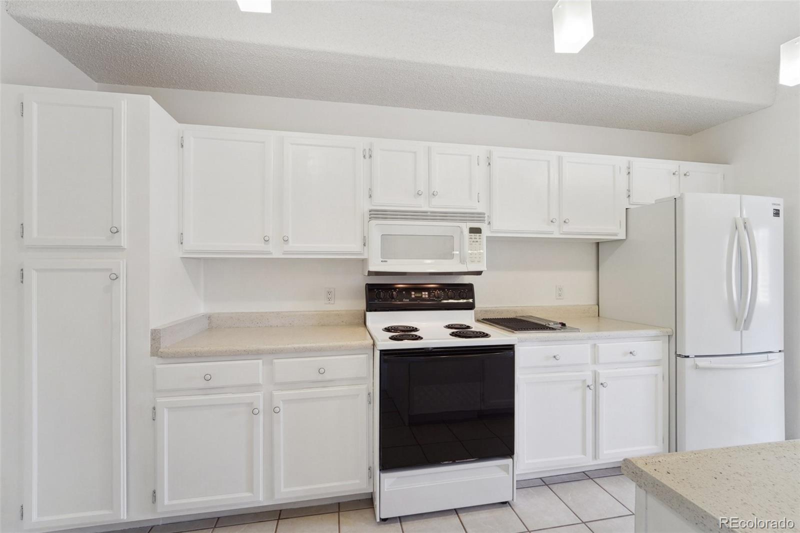 MLS Image #11 for 7865 e mississippi avenue,denver, Colorado