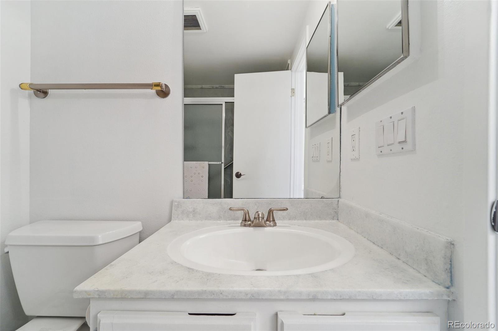 MLS Image #19 for 7865 e mississippi avenue,denver, Colorado