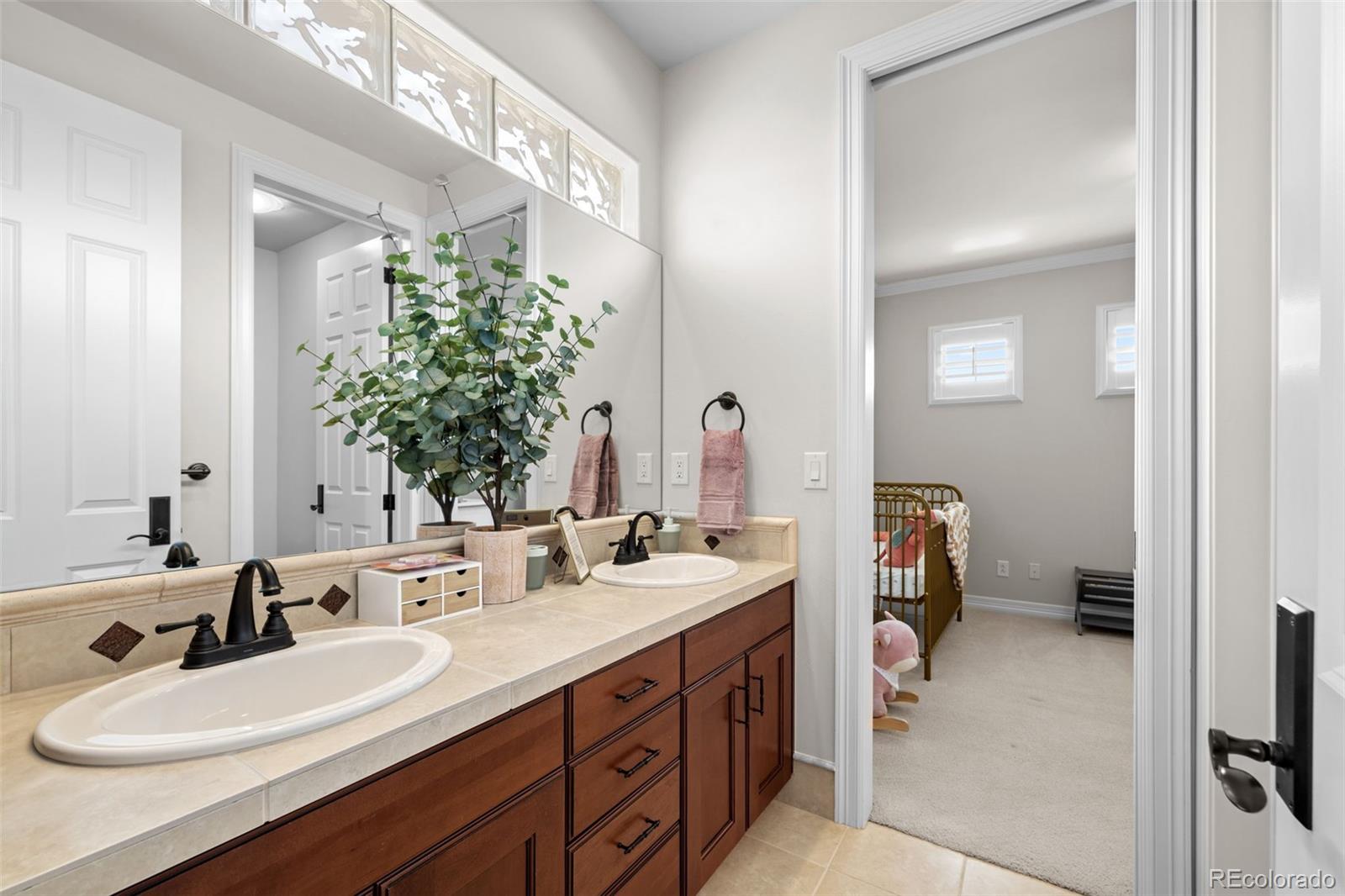 MLS Image #39 for 9586  silent hills lane,lone tree, Colorado