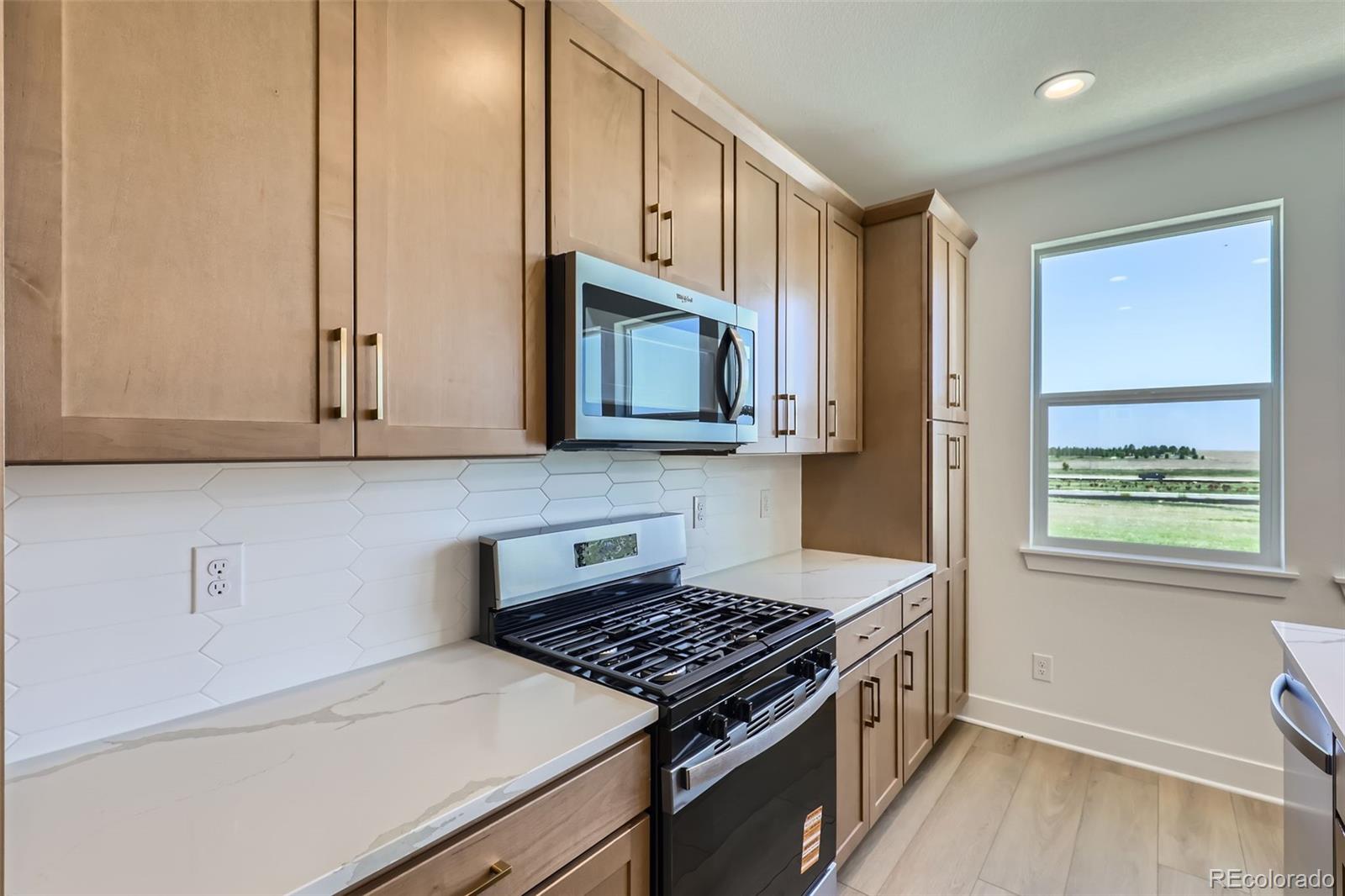 MLS Image #10 for 20588 e 63rd avenue,aurora, Colorado