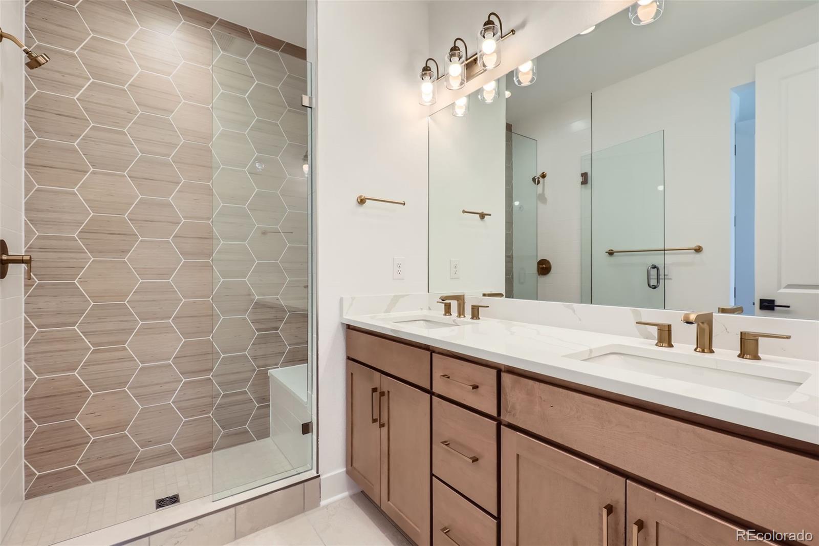 MLS Image #18 for 20588 e 63rd avenue,aurora, Colorado