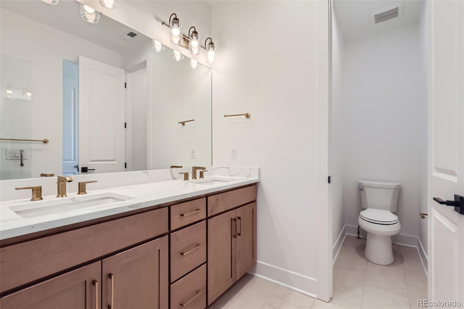 MLS Image #19 for 20588 e 63rd avenue,aurora, Colorado