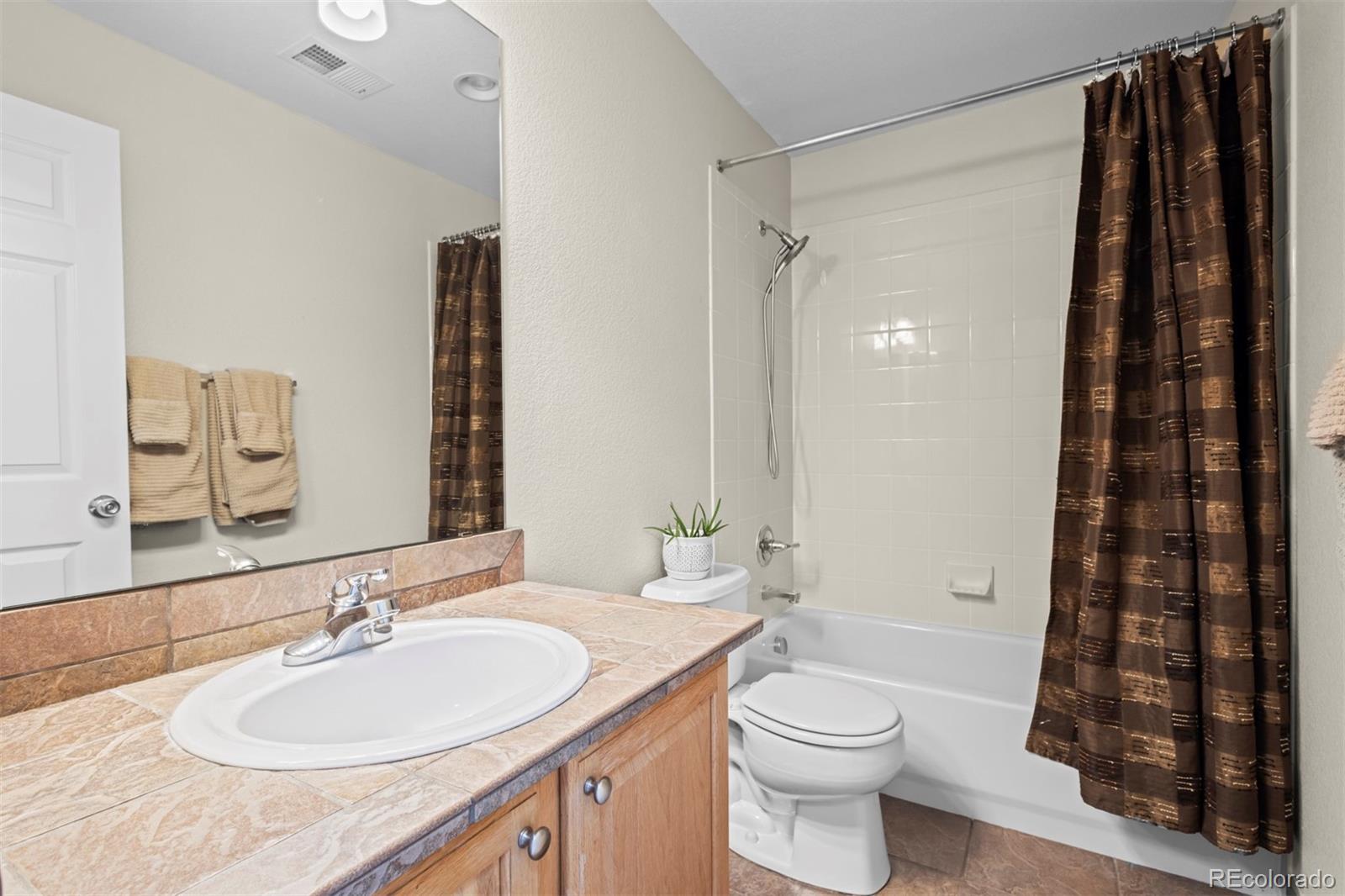 MLS Image #24 for 17808 e 104th place c,commerce city, Colorado