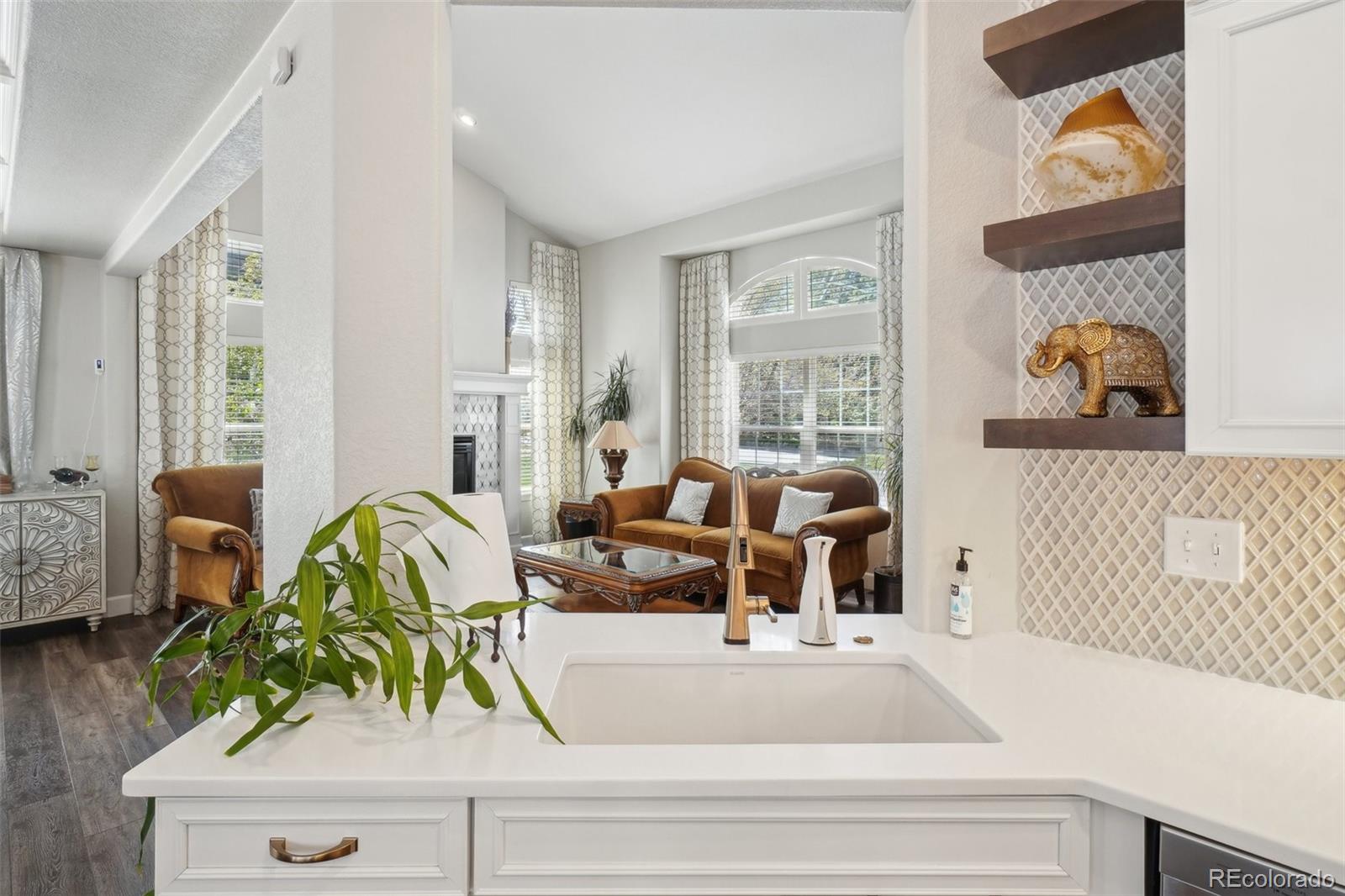 MLS Image #11 for 1474 s uinta court,denver, Colorado