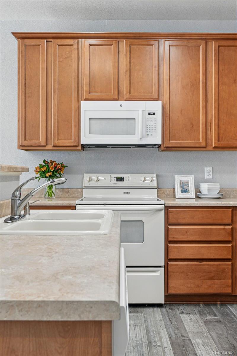 MLS Image #16 for 12925  grant circle,thornton, Colorado