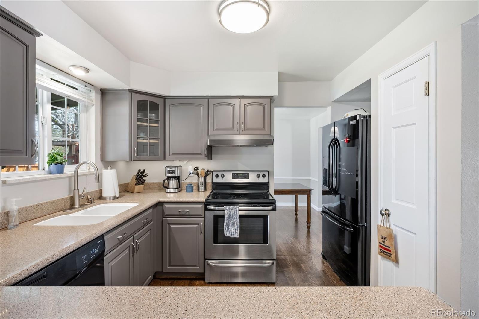 MLS Image #7 for 12945 e colorado avenue,aurora, Colorado