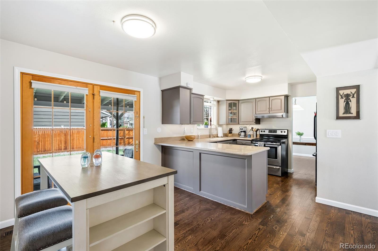MLS Image #9 for 12945 e colorado avenue,aurora, Colorado