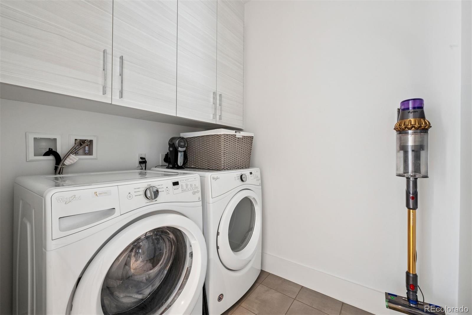 MLS Image #18 for 155  steele street,denver, Colorado