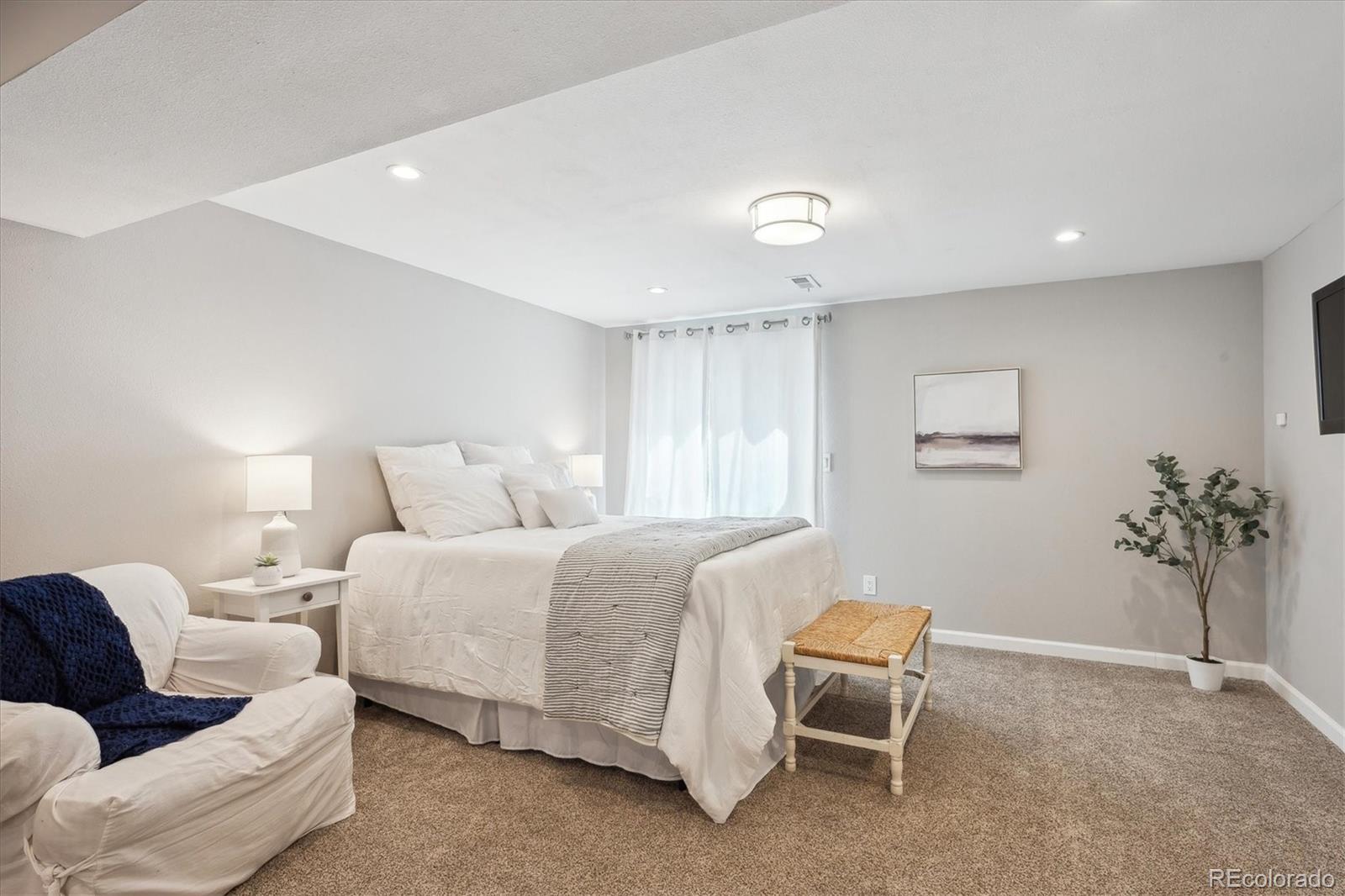 MLS Image #38 for 5172 s cody court,littleton, Colorado