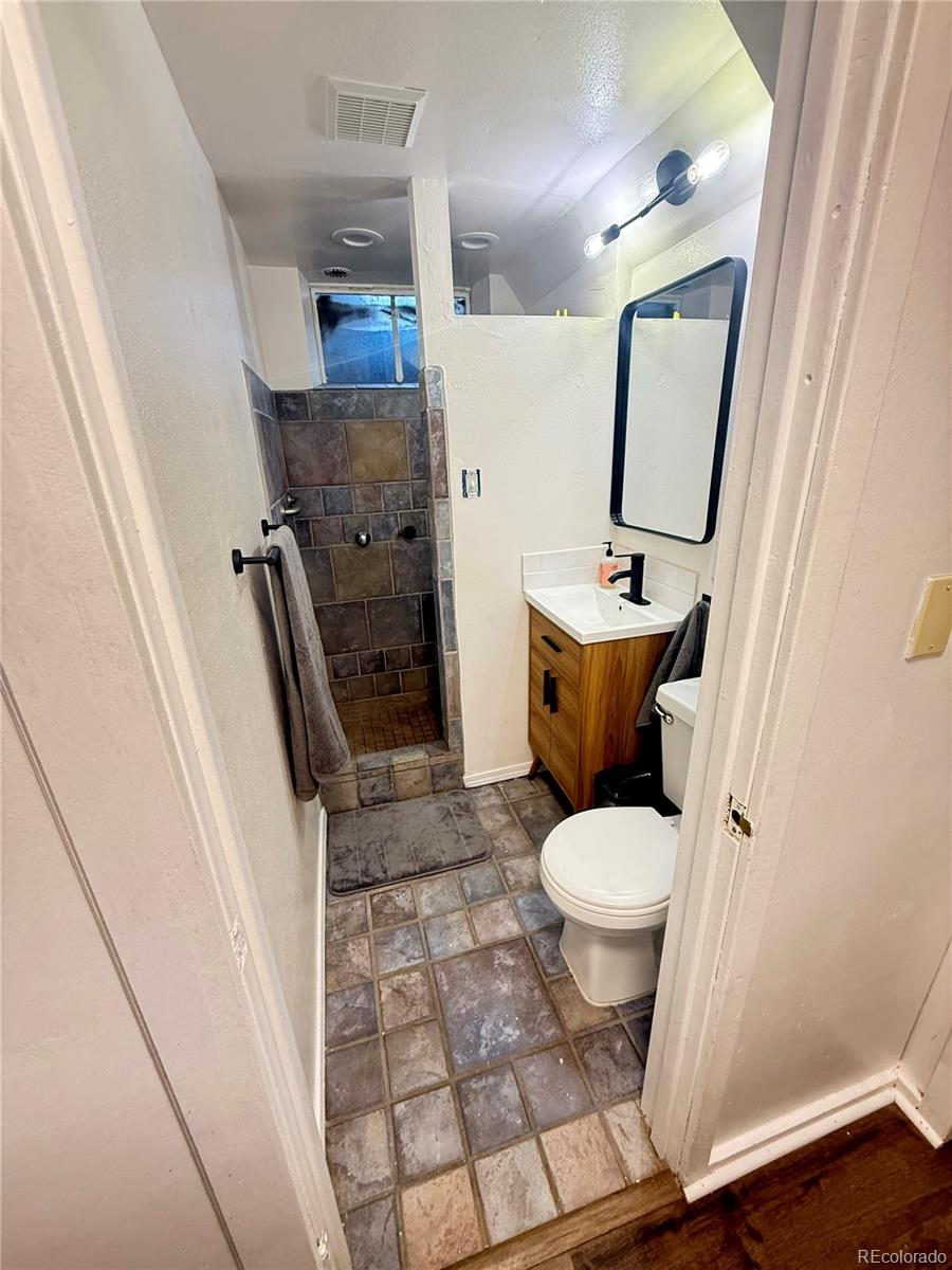 MLS Image #26 for 1560  quince street,denver, Colorado