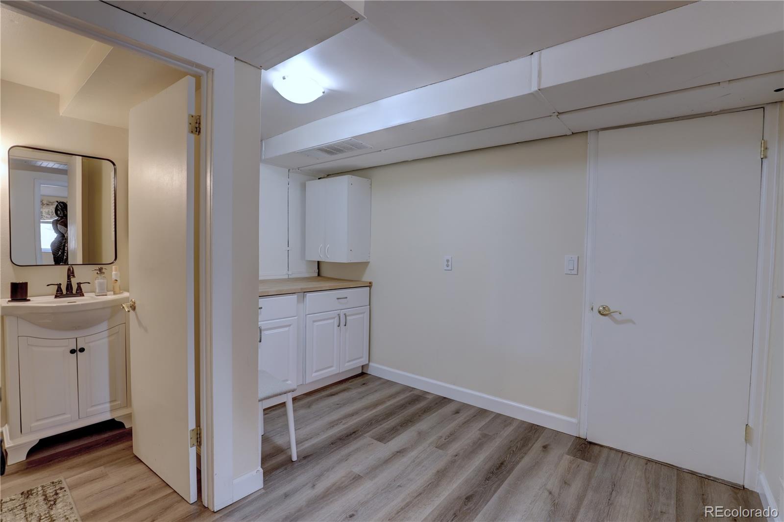MLS Image #14 for 8561 e grand avenue,denver, Colorado