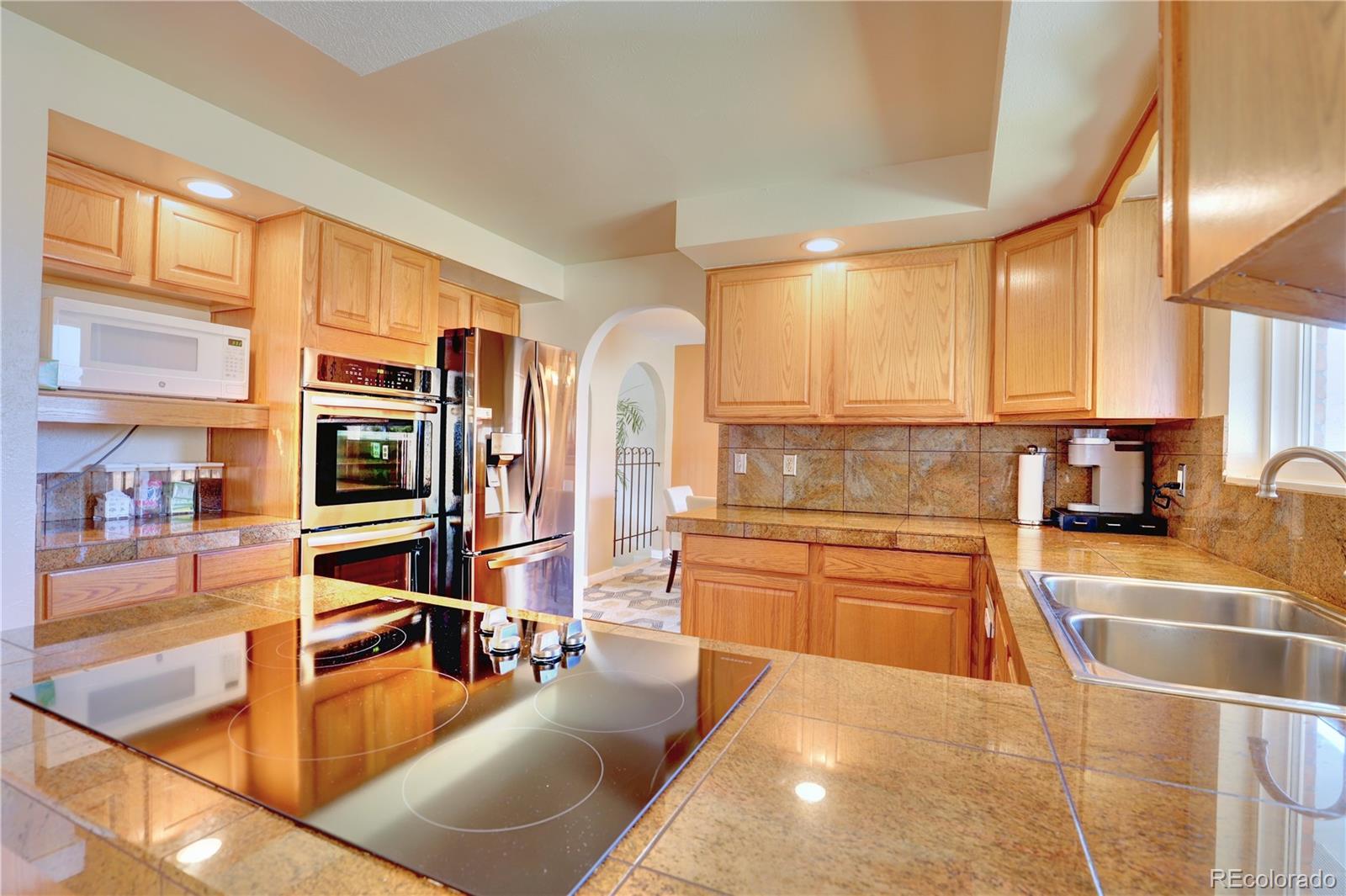 MLS Image #8 for 8561 e grand avenue,denver, Colorado