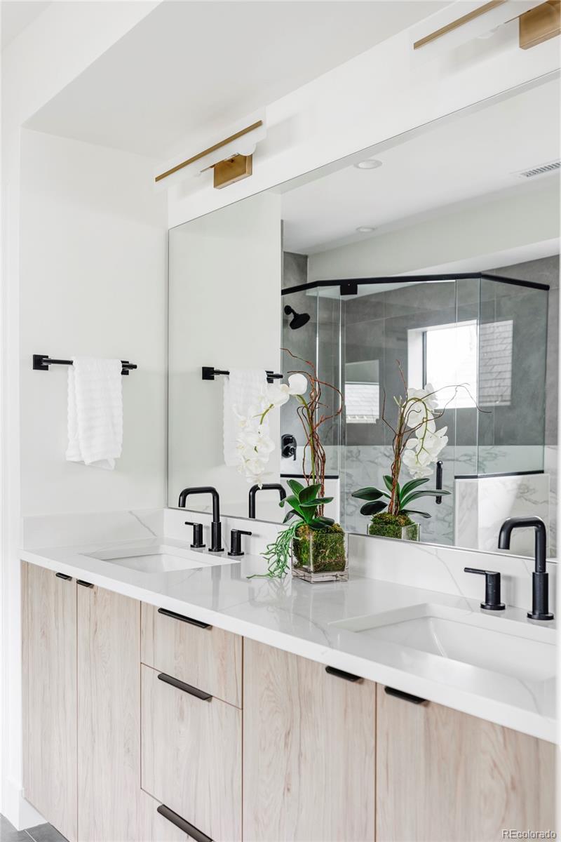 MLS Image #15 for 425 s pearl street,denver, Colorado