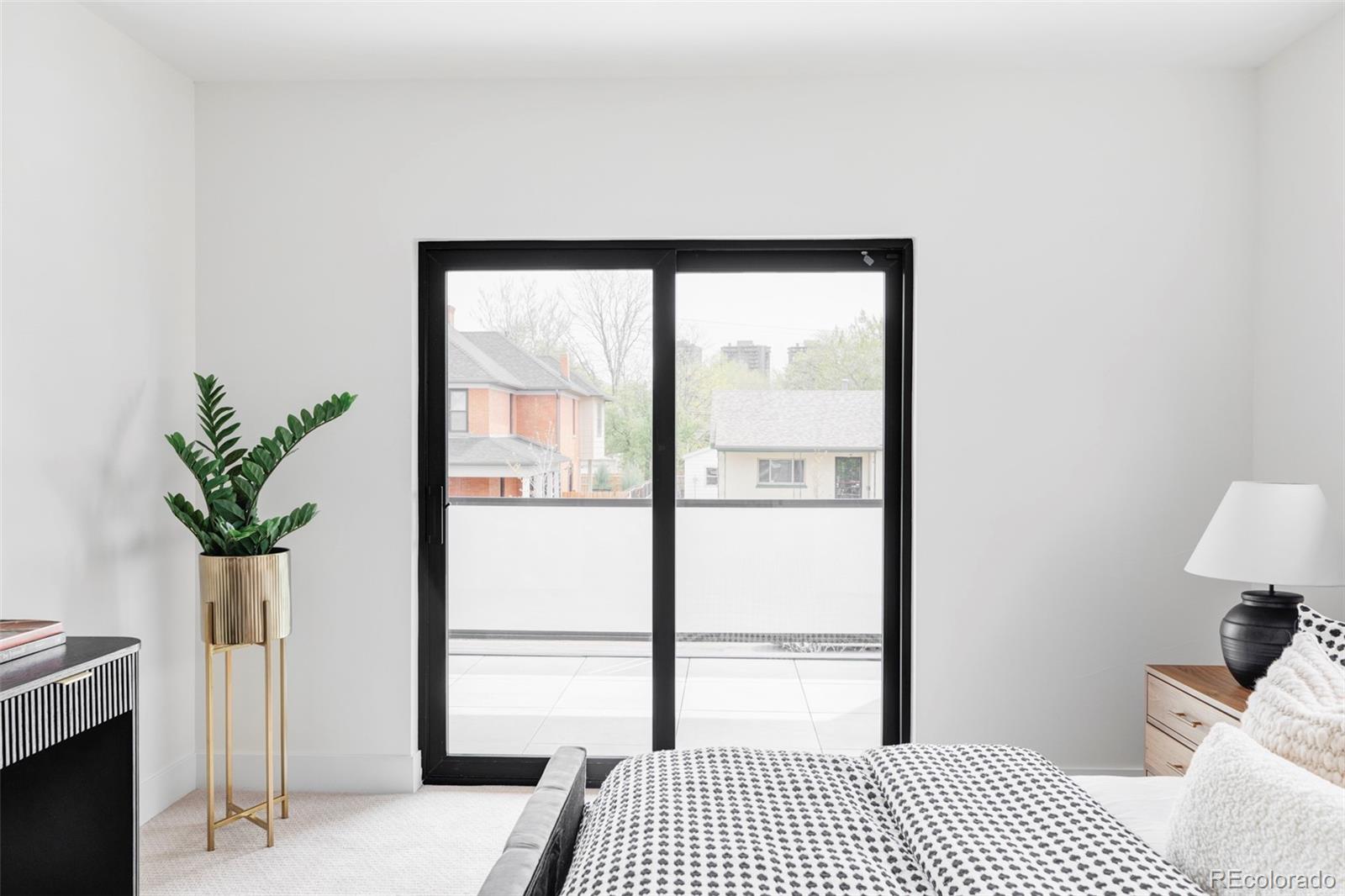 MLS Image #17 for 425 s pearl street,denver, Colorado