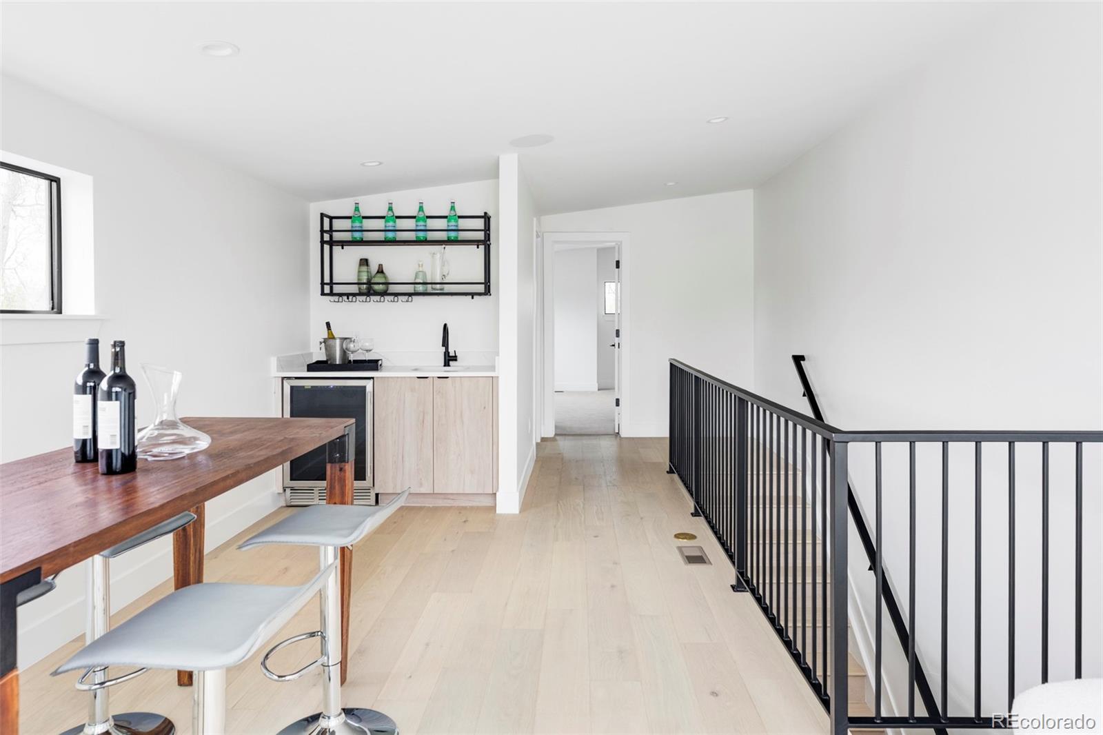 MLS Image #20 for 425 s pearl street,denver, Colorado