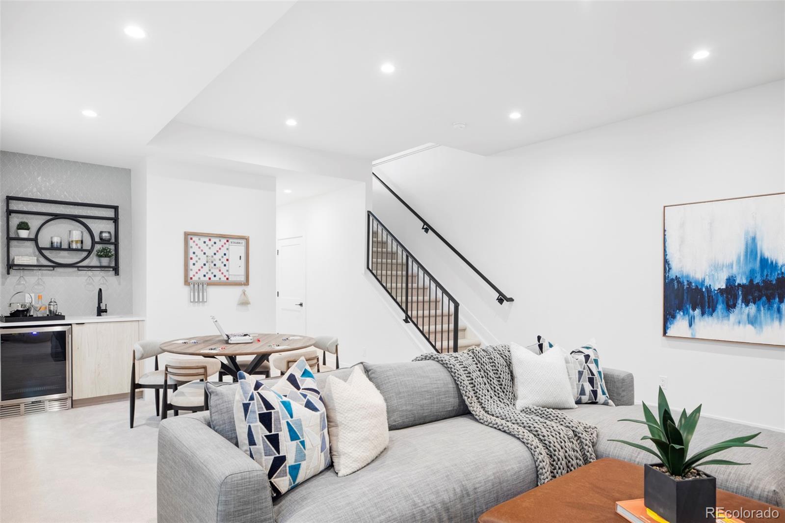 MLS Image #25 for 425 s pearl street,denver, Colorado