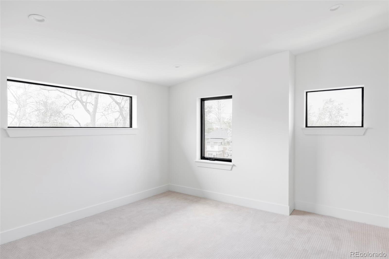 MLS Image #34 for 425 s pearl street,denver, Colorado