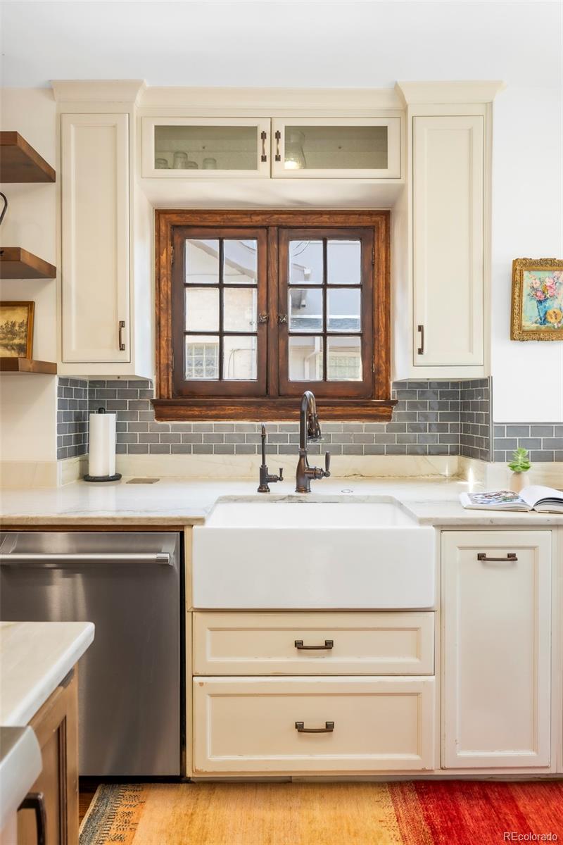 MLS Image #12 for 2235 s fillmore street,denver, Colorado