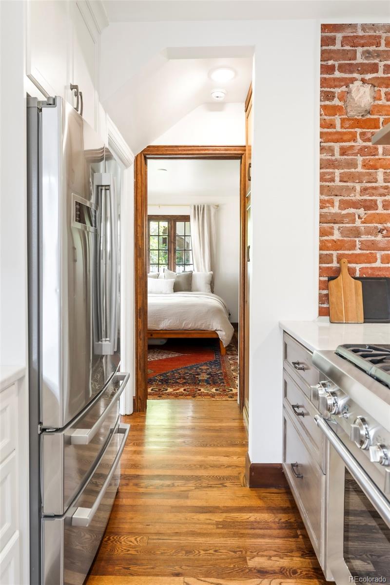 MLS Image #15 for 2235 s fillmore street,denver, Colorado