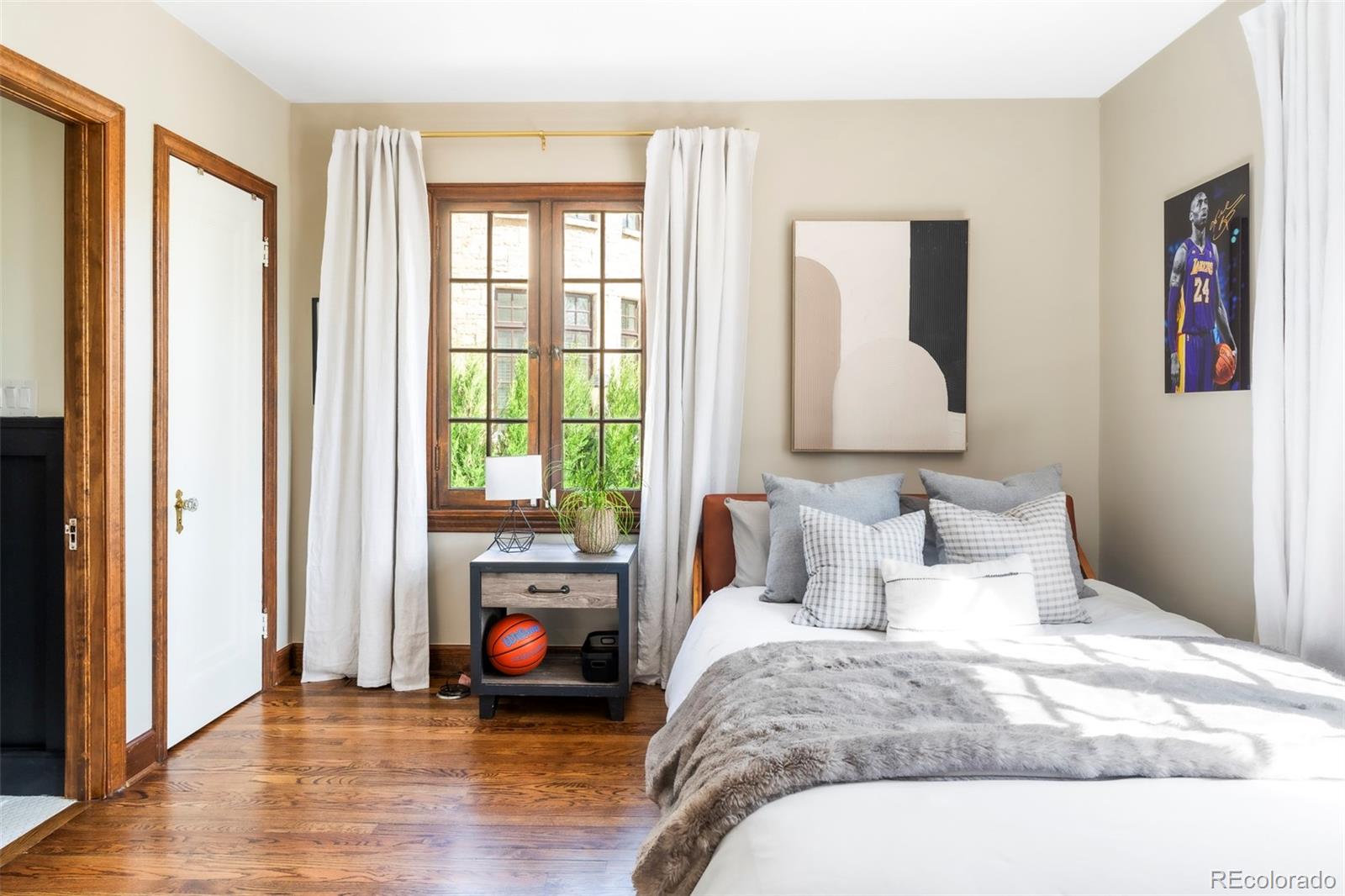 MLS Image #23 for 2235 s fillmore street,denver, Colorado