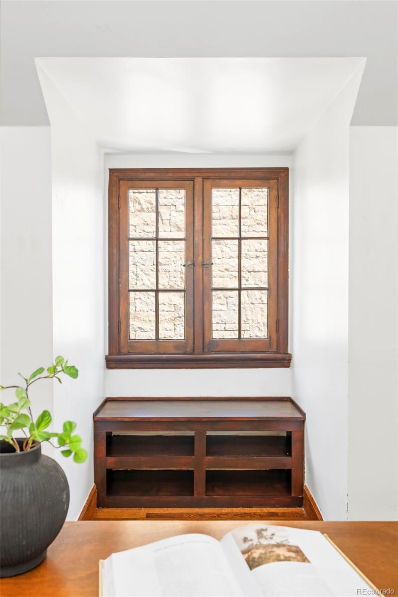 MLS Image #26 for 2235 s fillmore street,denver, Colorado