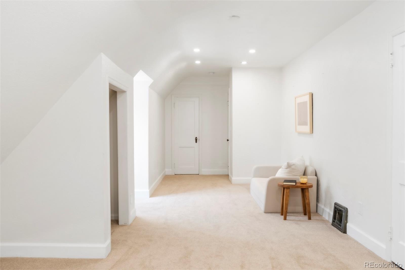 MLS Image #28 for 2235 s fillmore street,denver, Colorado