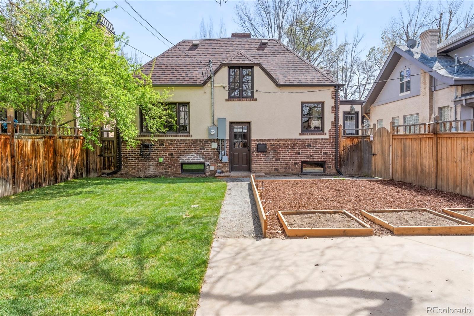 MLS Image #37 for 2235 s fillmore street,denver, Colorado