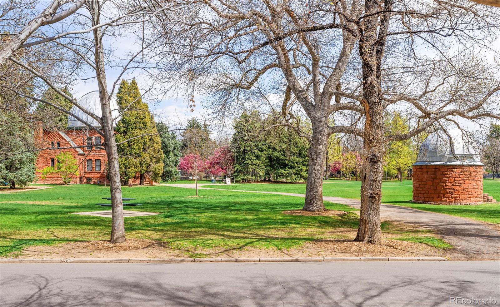 MLS Image #39 for 2235 s fillmore street,denver, Colorado