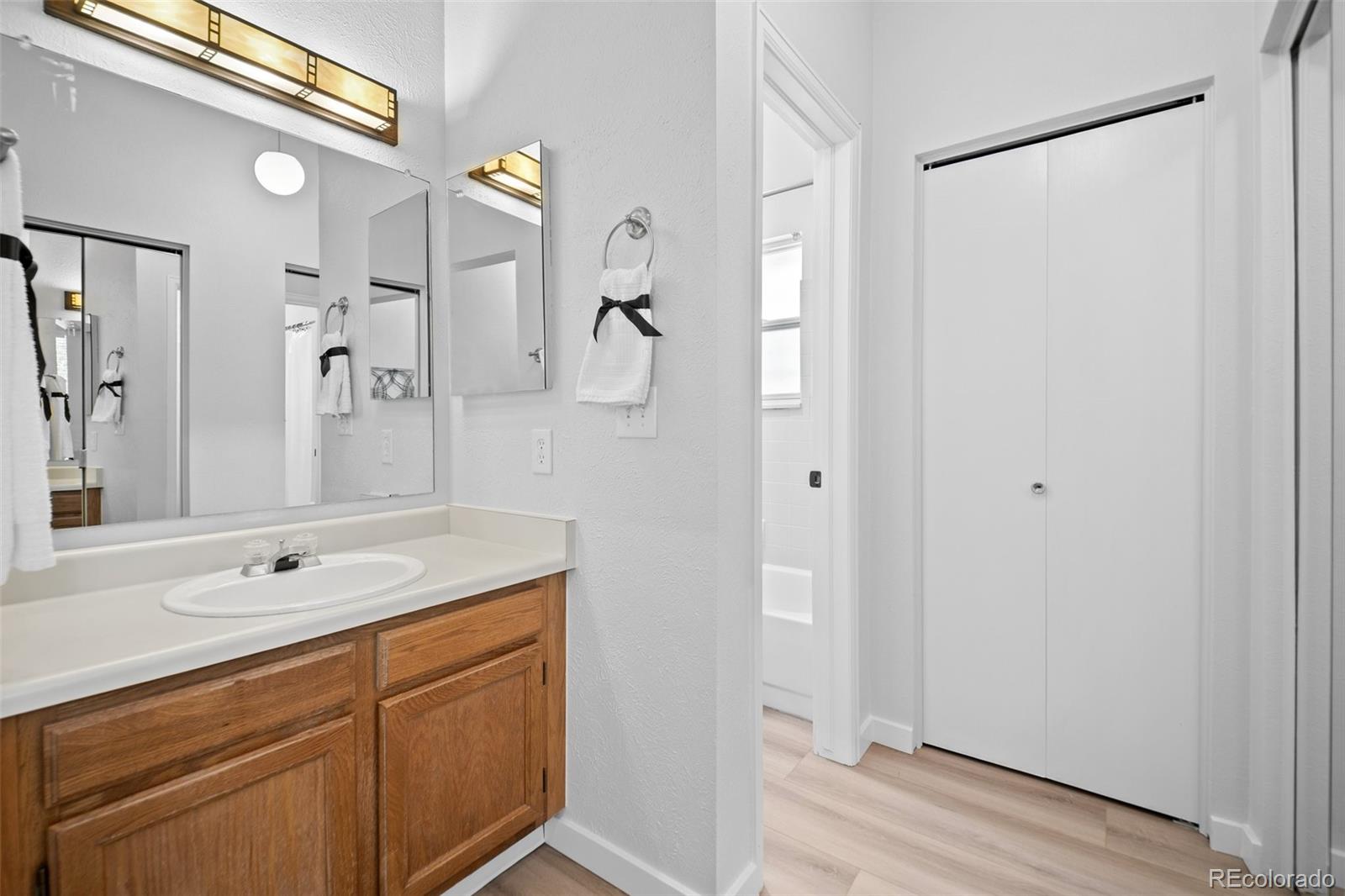 MLS Image #14 for 6755 s field street,littleton, Colorado
