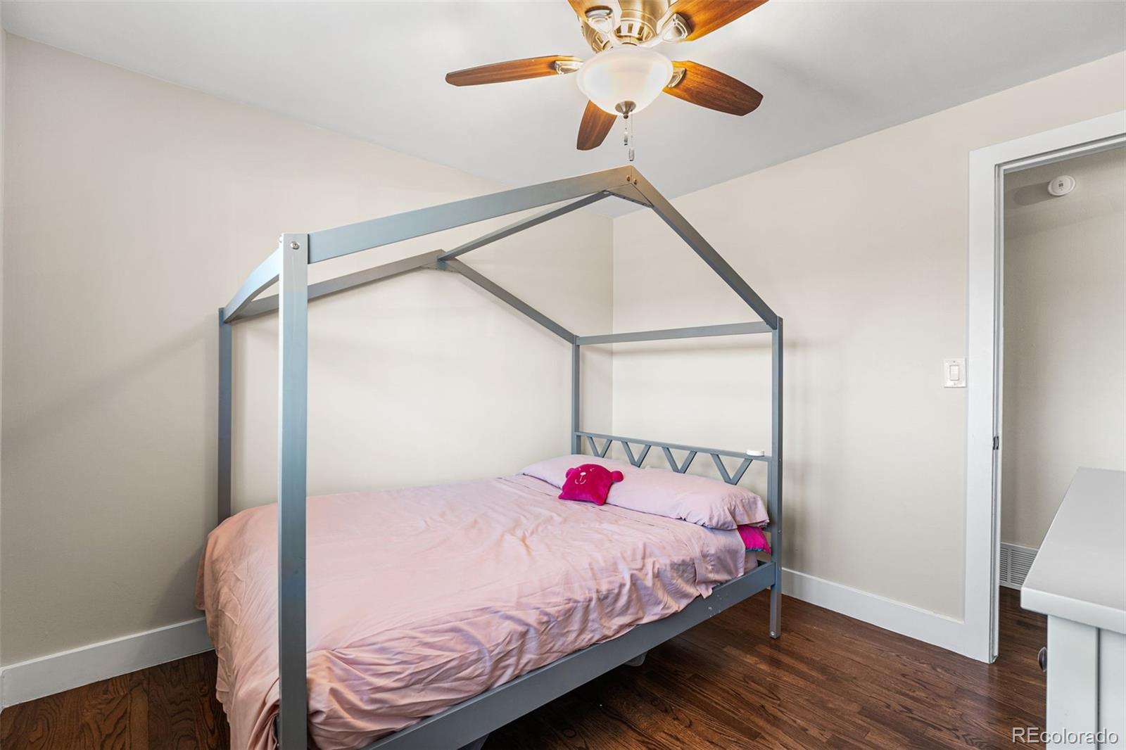 MLS Image #18 for 3395 w union avenue,englewood, Colorado