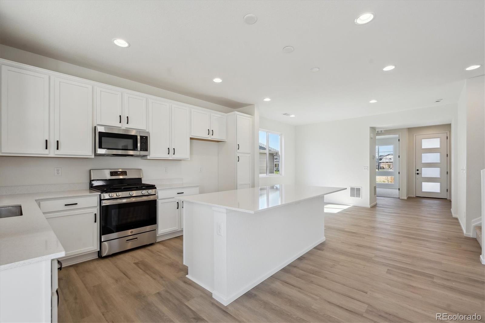 MLS Image #4 for 1318  sienna peak circle,erie, Colorado