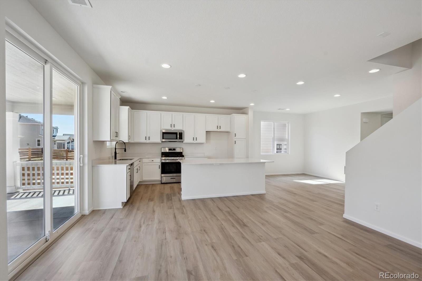 MLS Image #5 for 1318  sienna peak circle,erie, Colorado