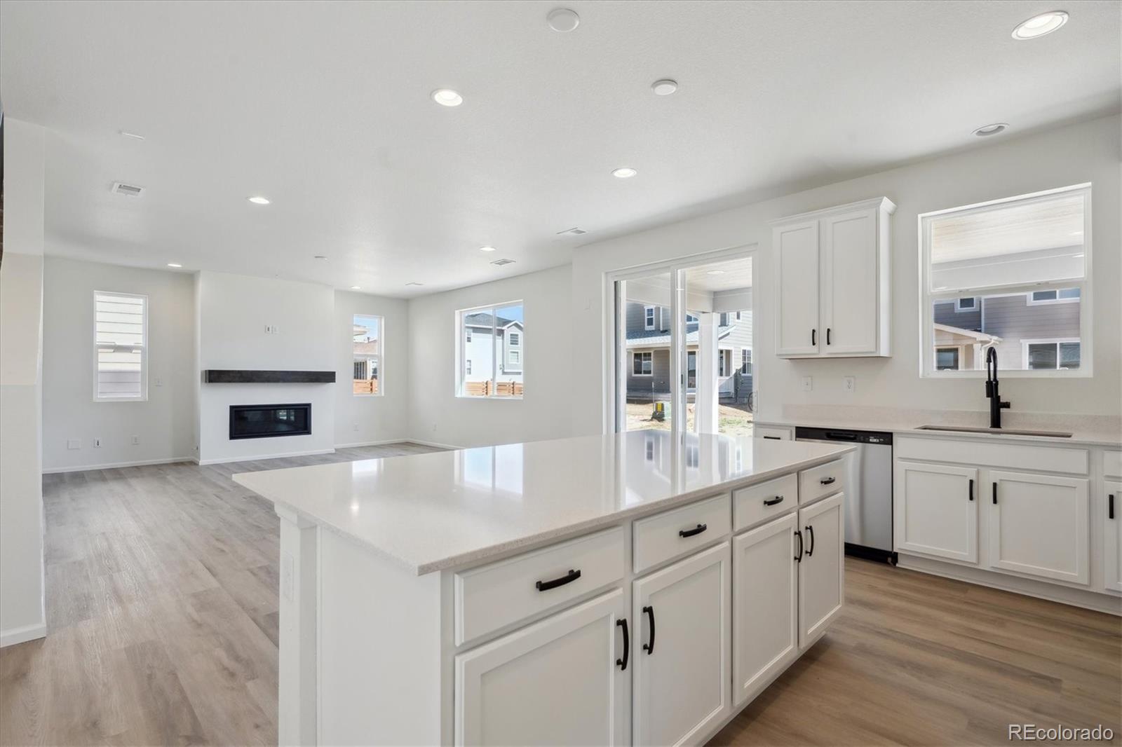 MLS Image #7 for 1318  sienna peak circle,erie, Colorado