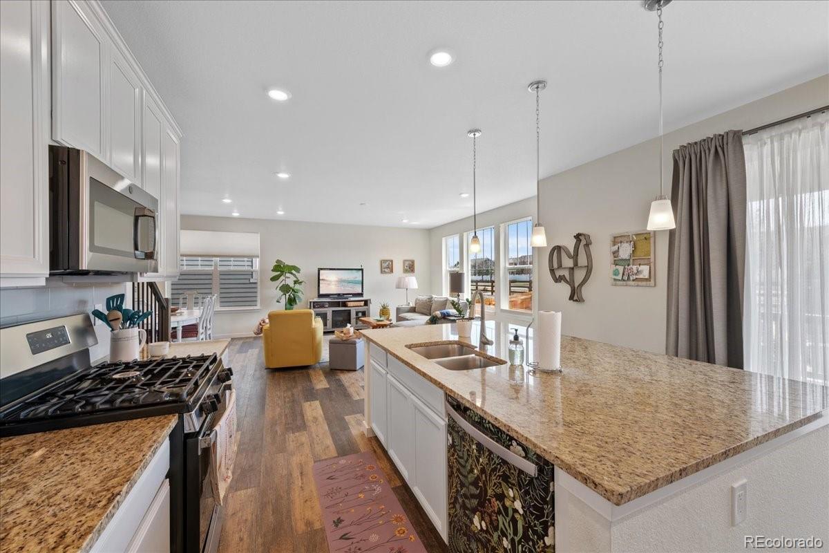 MLS Image #15 for 24432 e tennessee place,aurora, Colorado