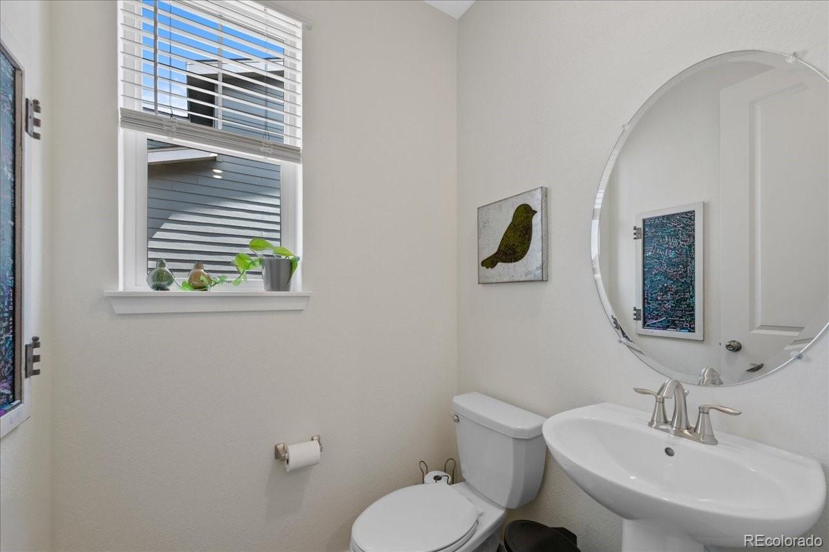 MLS Image #8 for 24432 e tennessee place,aurora, Colorado