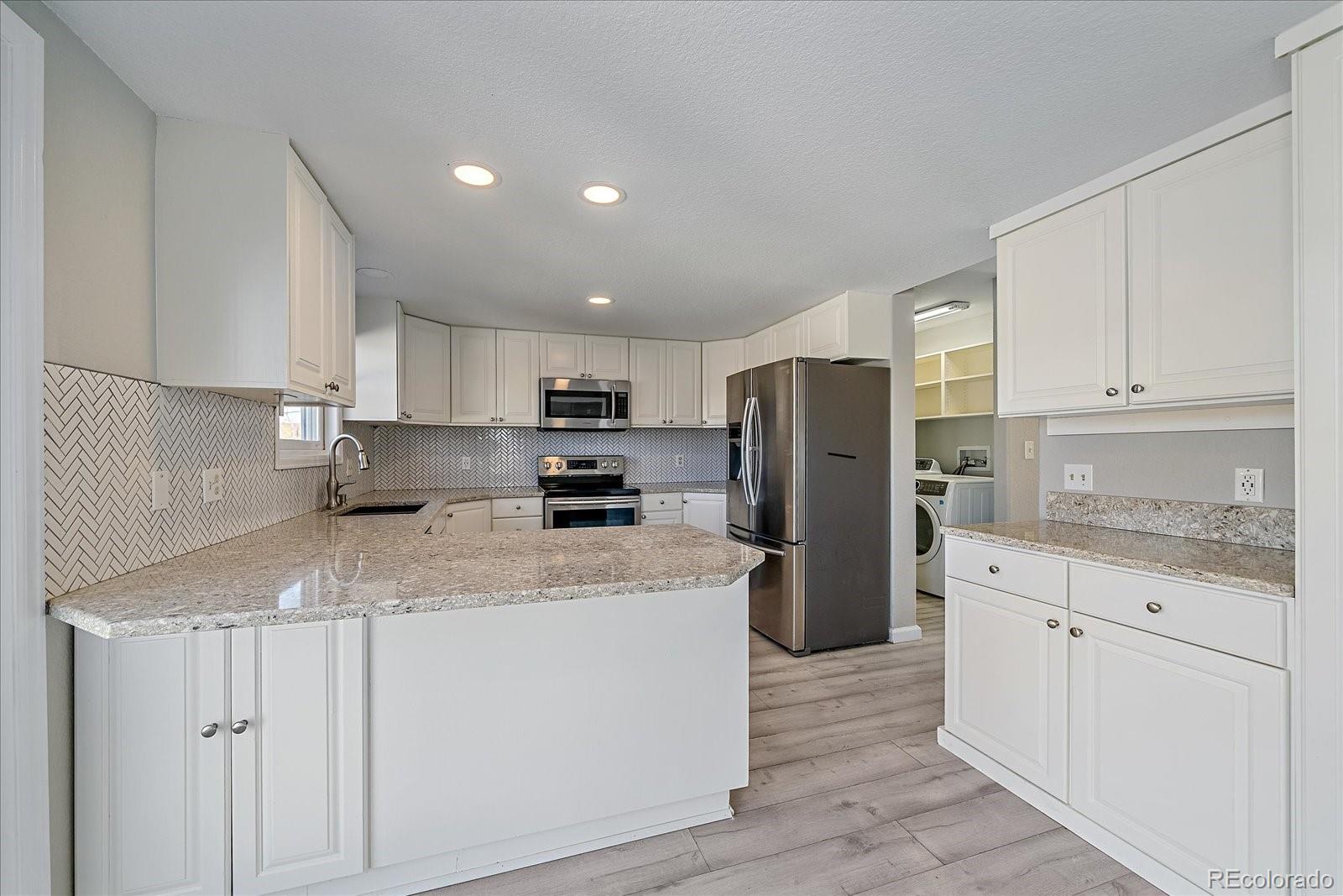 MLS Image #11 for 8225 s cody street,littleton, Colorado