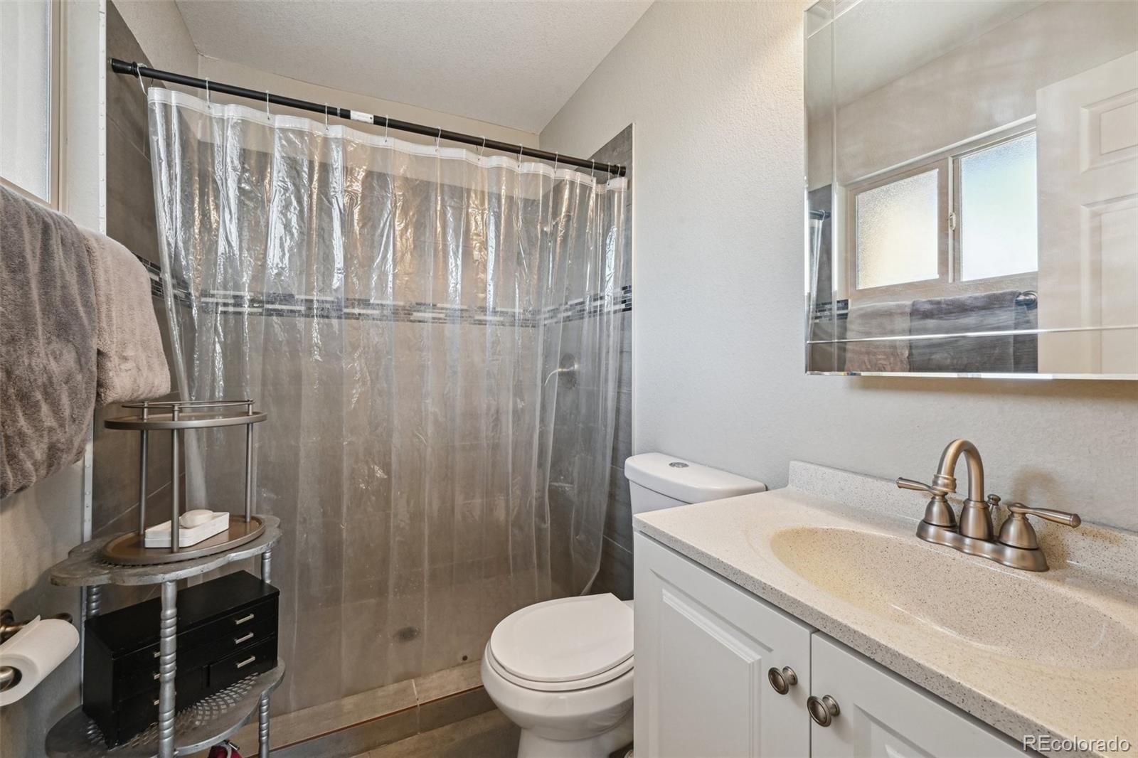 MLS Image #16 for 7935  pennsylvania street,denver, Colorado