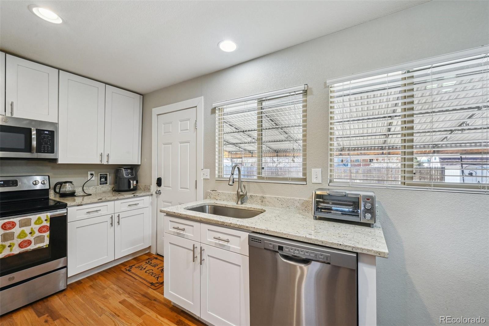 MLS Image #8 for 7935  pennsylvania street,denver, Colorado