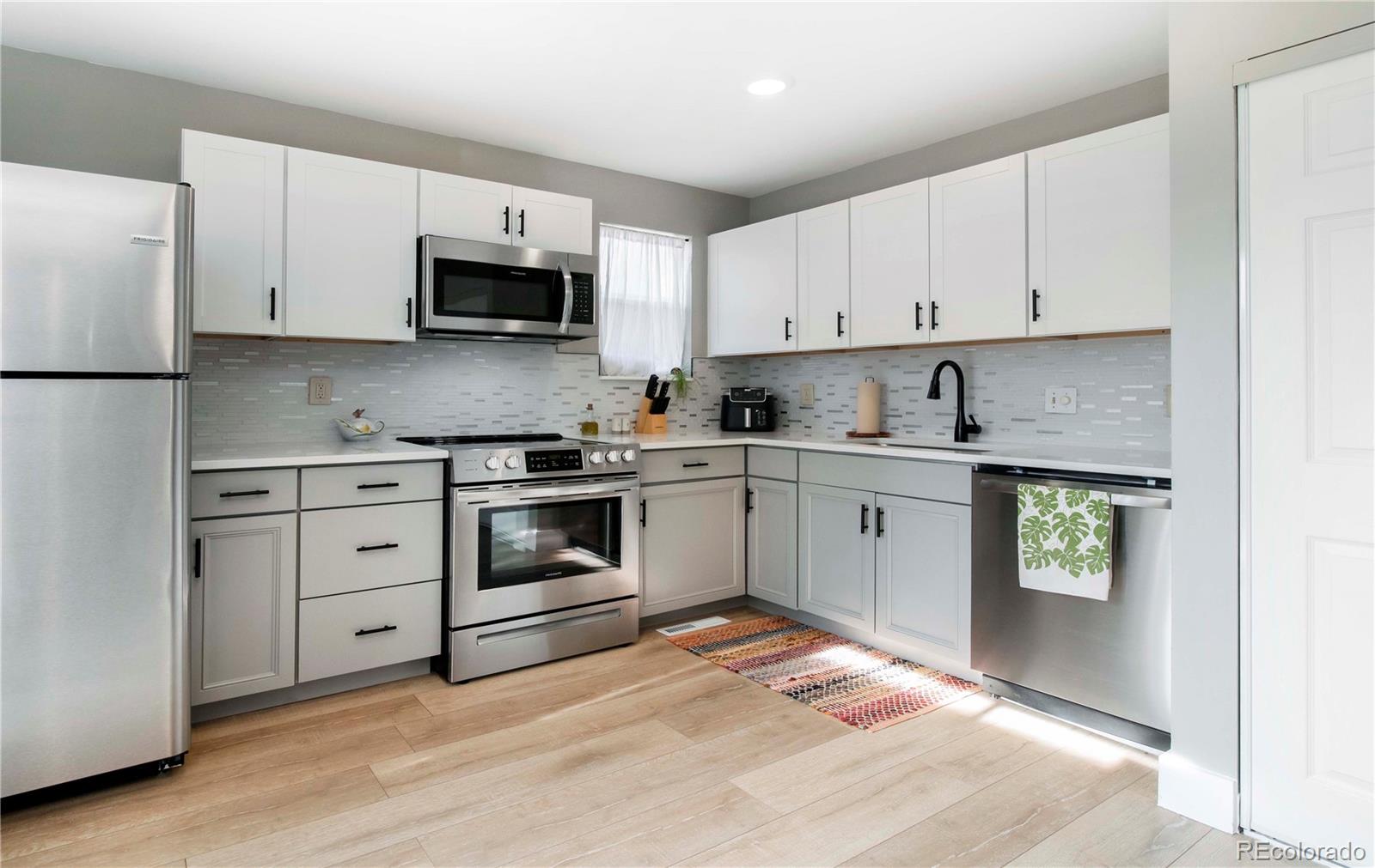 MLS Image #8 for 9605 e kansas circle,denver, Colorado