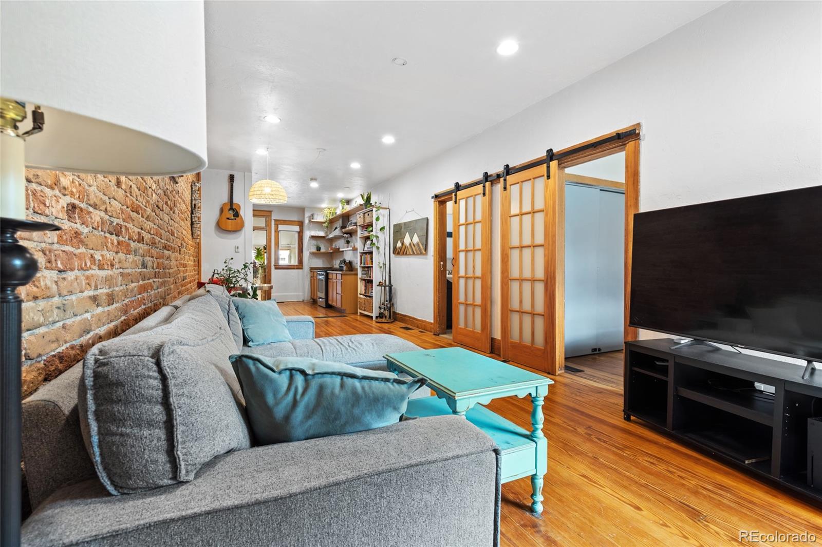 MLS Image #11 for 3034 n high street,denver, Colorado