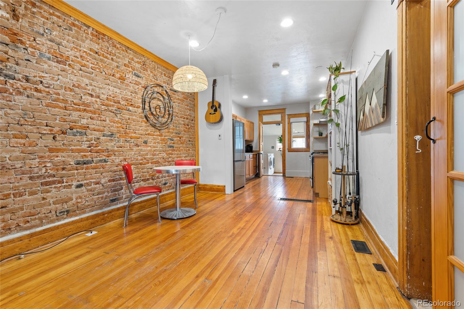MLS Image #13 for 3034 n high street,denver, Colorado