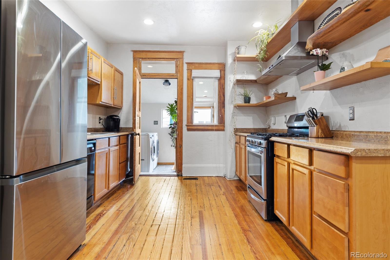 MLS Image #15 for 3034 n high street,denver, Colorado