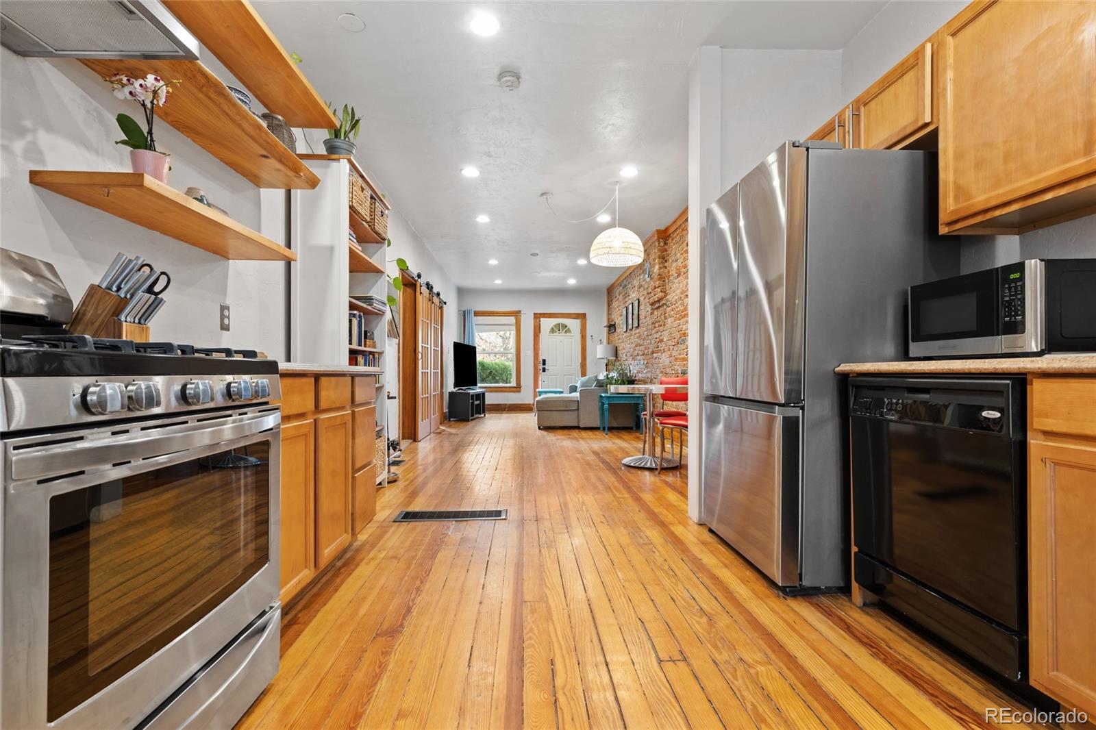 MLS Image #17 for 3034 n high street,denver, Colorado