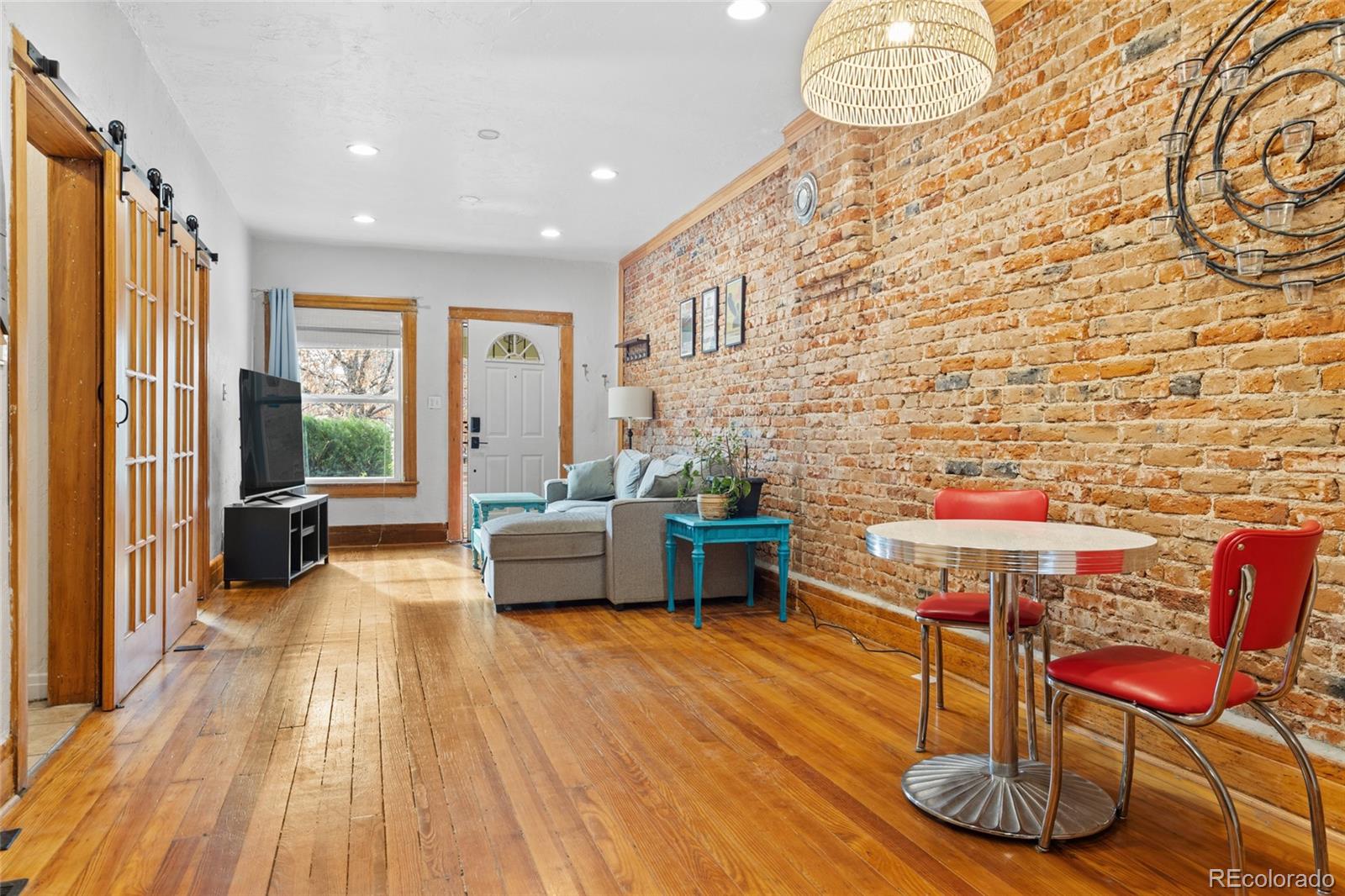 MLS Image #19 for 3034 n high street,denver, Colorado