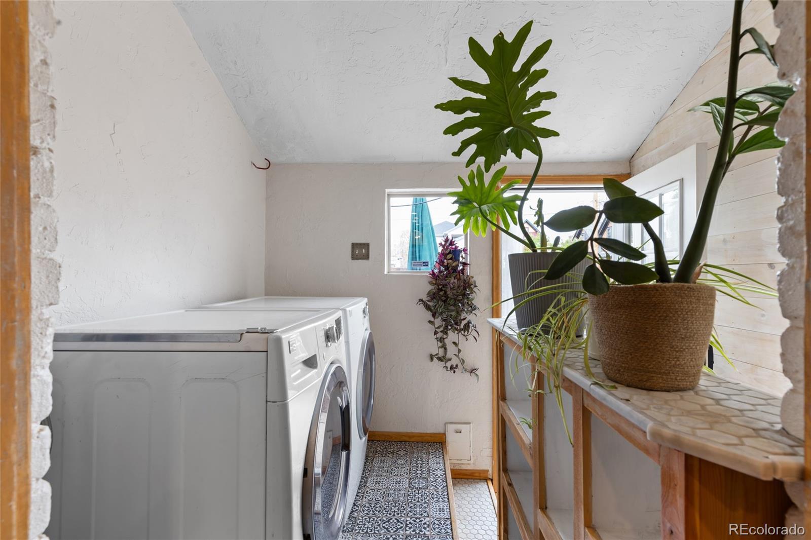 MLS Image #20 for 3034 n high street,denver, Colorado