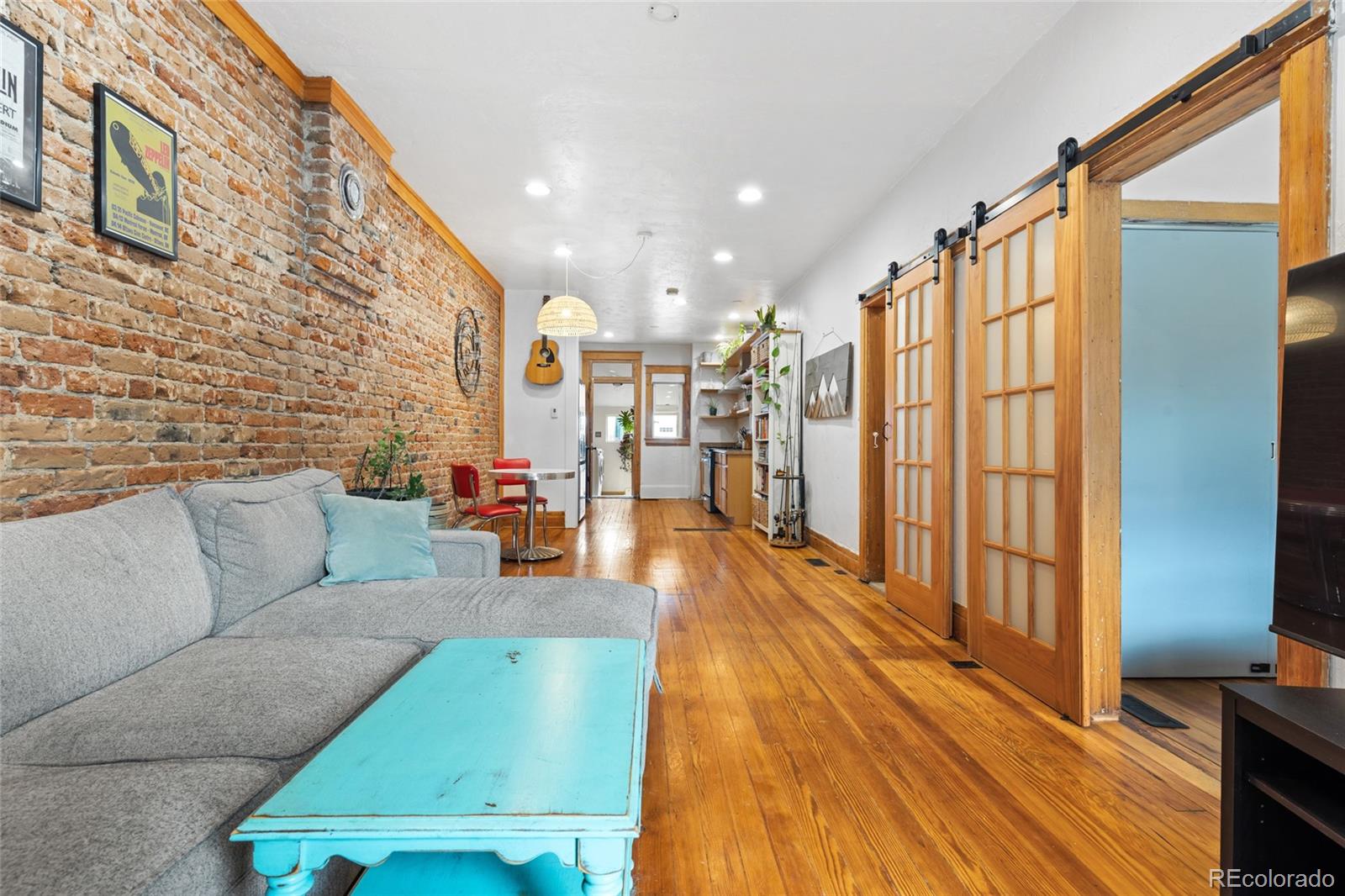 MLS Image #3 for 3034 n high street,denver, Colorado