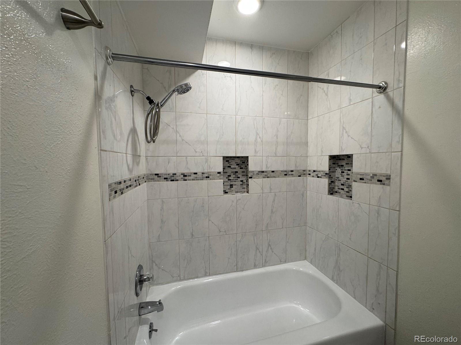 MLS Image #18 for 3613 s sheridan boulevard,denver, Colorado